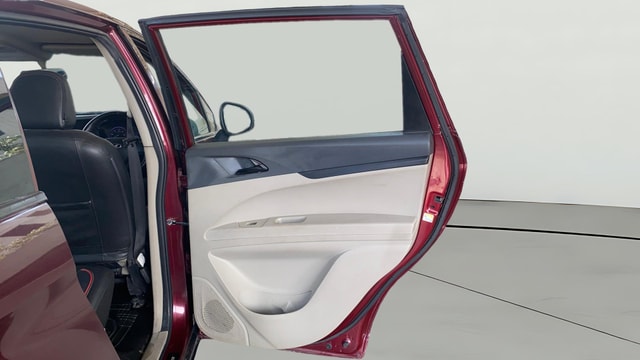 View Mahindra Marazzo Image 7 Used Mahindra Marazzo Image 7