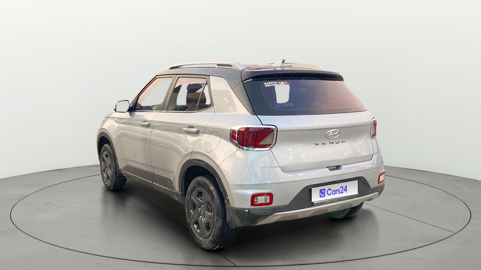View 2021 Hyundai Venue S Plus 1.2 Petrol Image 2 Used 2021 Hyundai Venue S Plus 1.2 Petrol Image 2