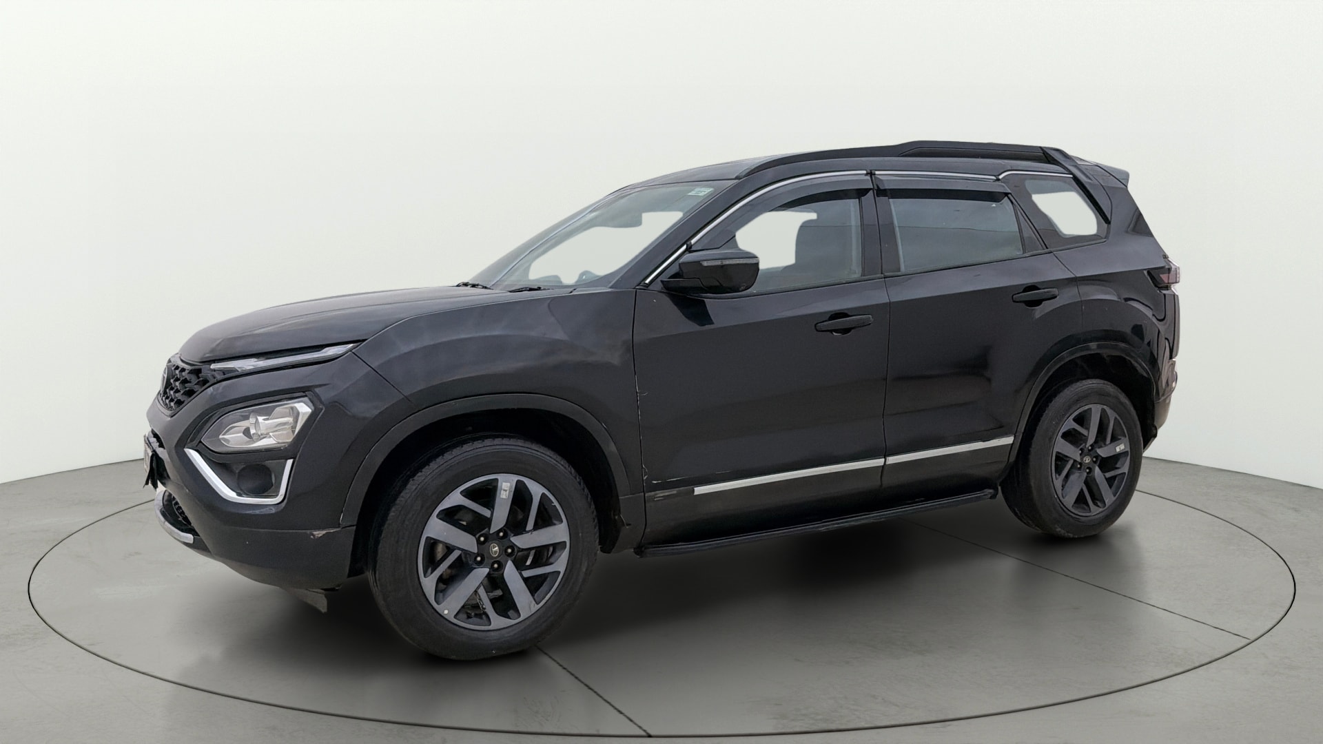 View 2023 Tata Safari XZA Plus Dark Image 23 Used 2023 Tata Safari XZA Plus Dark Image 23
