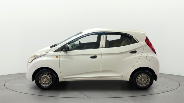 View Hyundai EON Image 23 Used Hyundai EON Image 23
