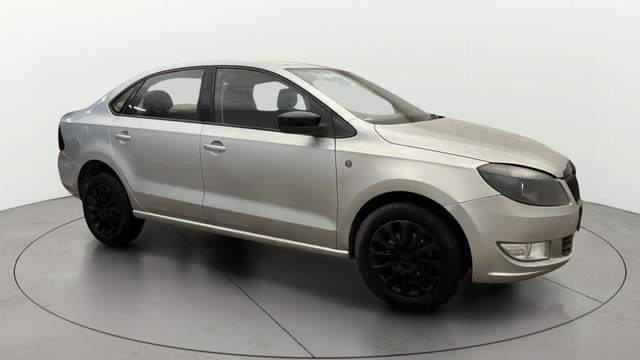 View Skoda Rapid Image 37 Used Skoda Rapid Image 37