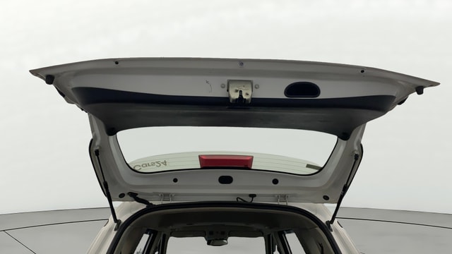 View Kia Carens Image 33 Used Kia Carens Image 33