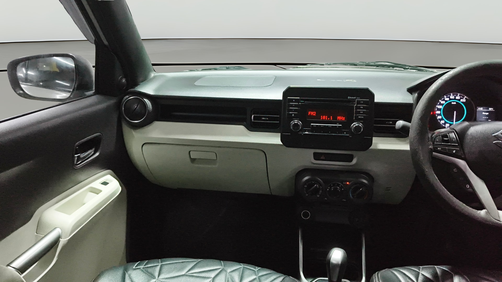View 2021 Maruti Suzuki 1000 Base Variant Image 17 Used 2021 Maruti Suzuki 1000 Base Variant Image 17