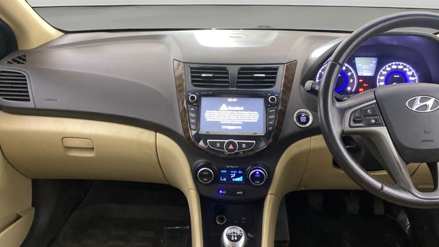 View Hyundai Verna Image 17 Used Hyundai Verna Image 17