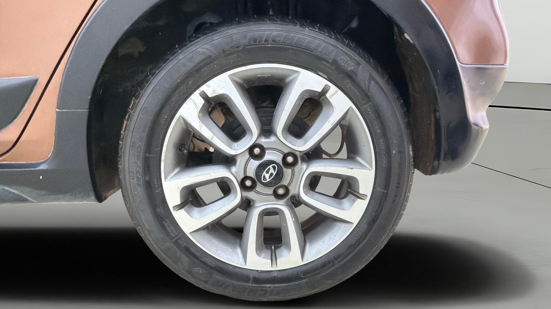 View 2016 Hyundai i20 Active 1.2 SX Image 7 Used 2016 Hyundai i20 Active 1.2 SX Image 7