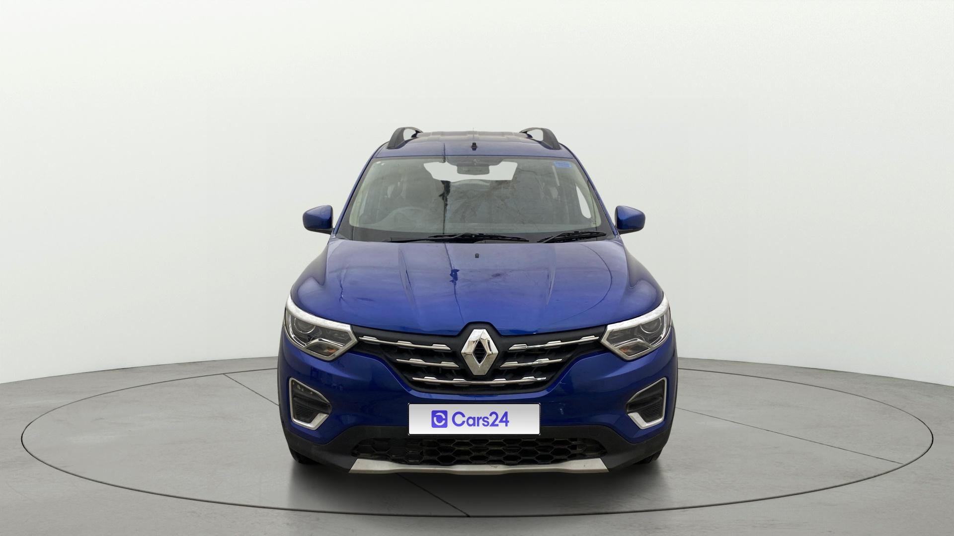 View 2020 Renault Triber RXZ Image 1 Used 2020 Renault Triber RXZ Image 1
