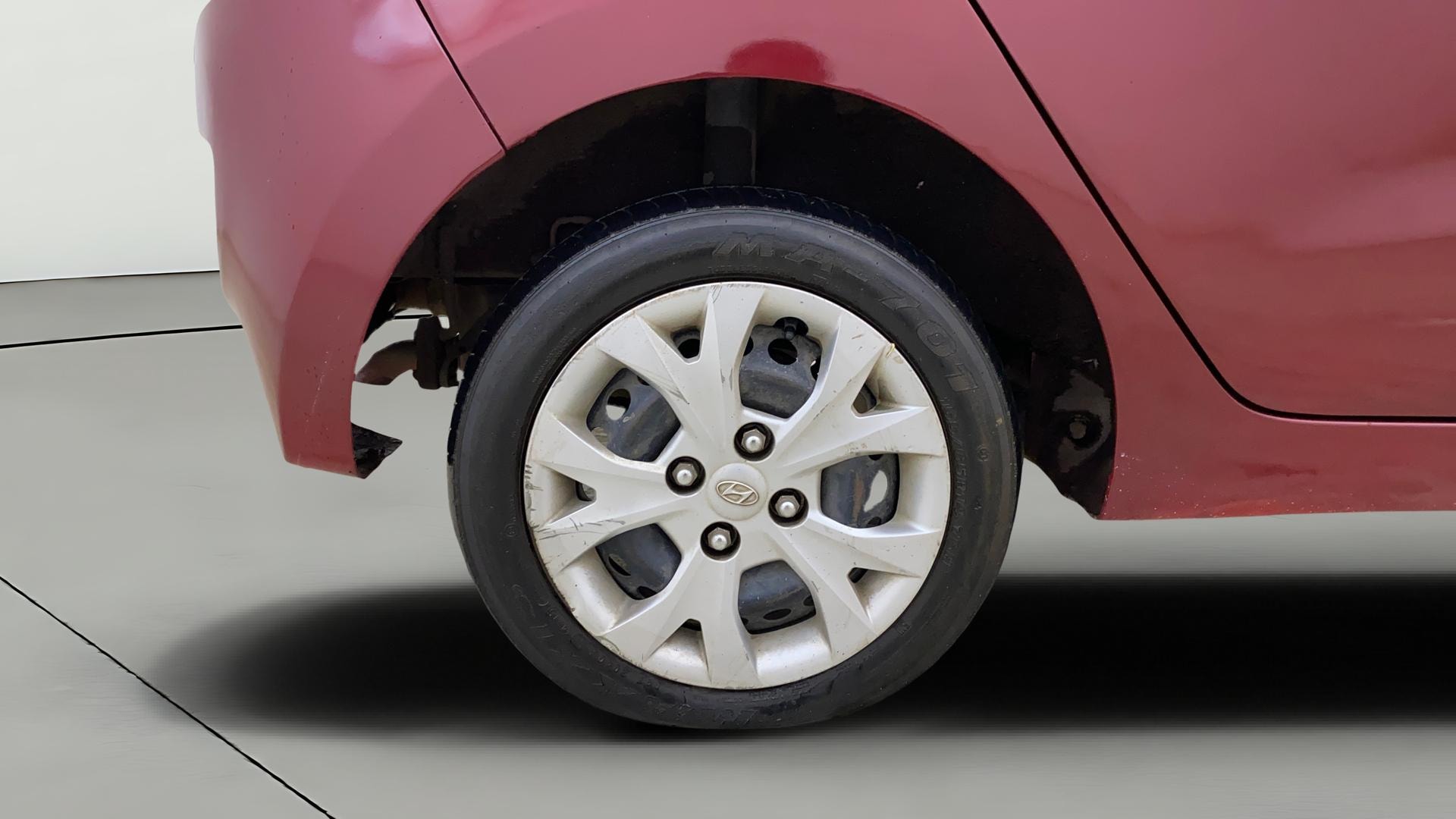 View 2015 Hyundai Grand i10 Magna 1.2 Kappa VTVT Image 23 Used 2015 Hyundai Grand i10 Magna 1.2 Kappa VTVT Image 23