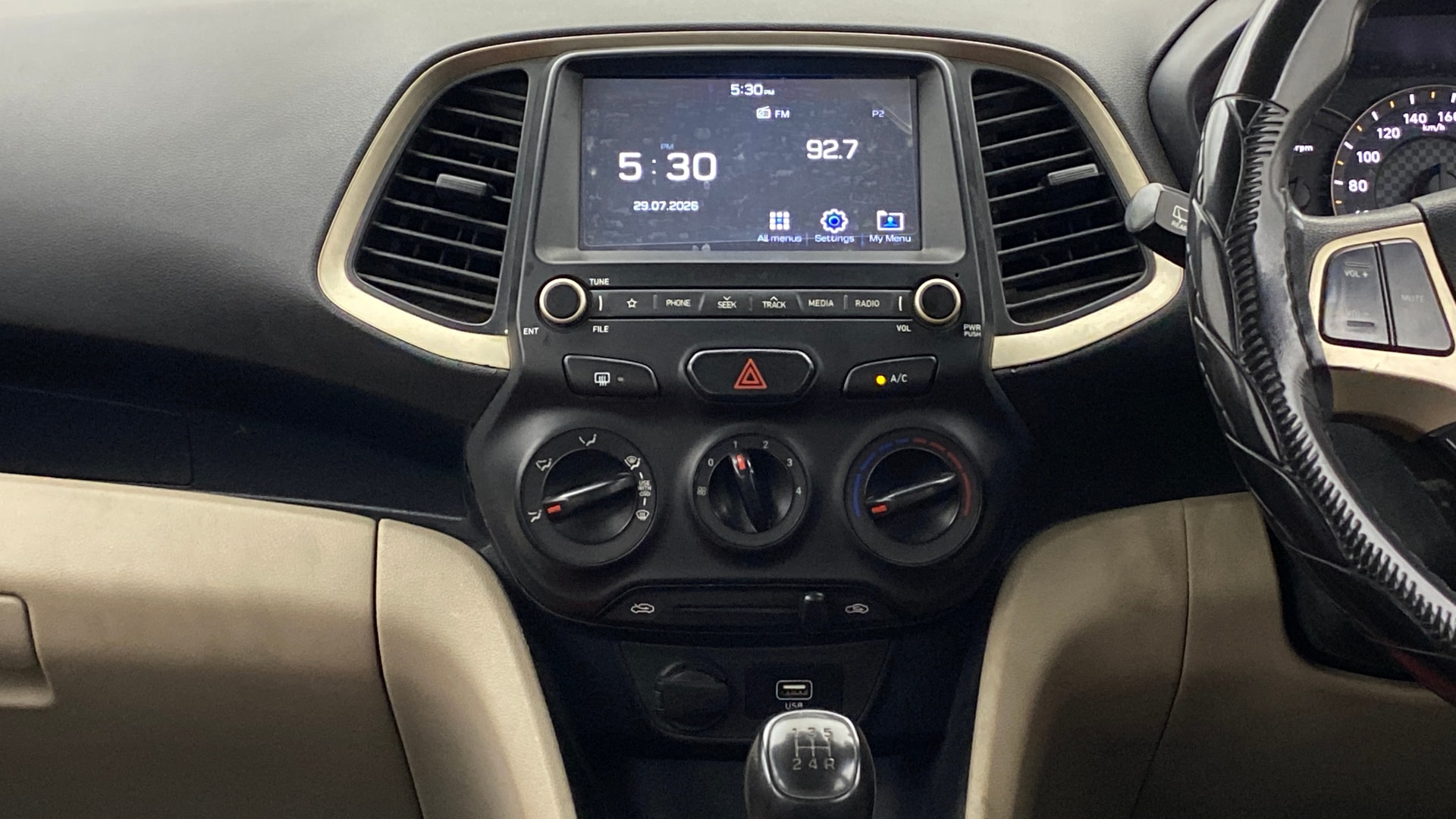 View 2019 Hyundai New Santro Asta AMT Petrol Image 17 Used 2019 Hyundai New Santro Asta AMT Petrol Image 17