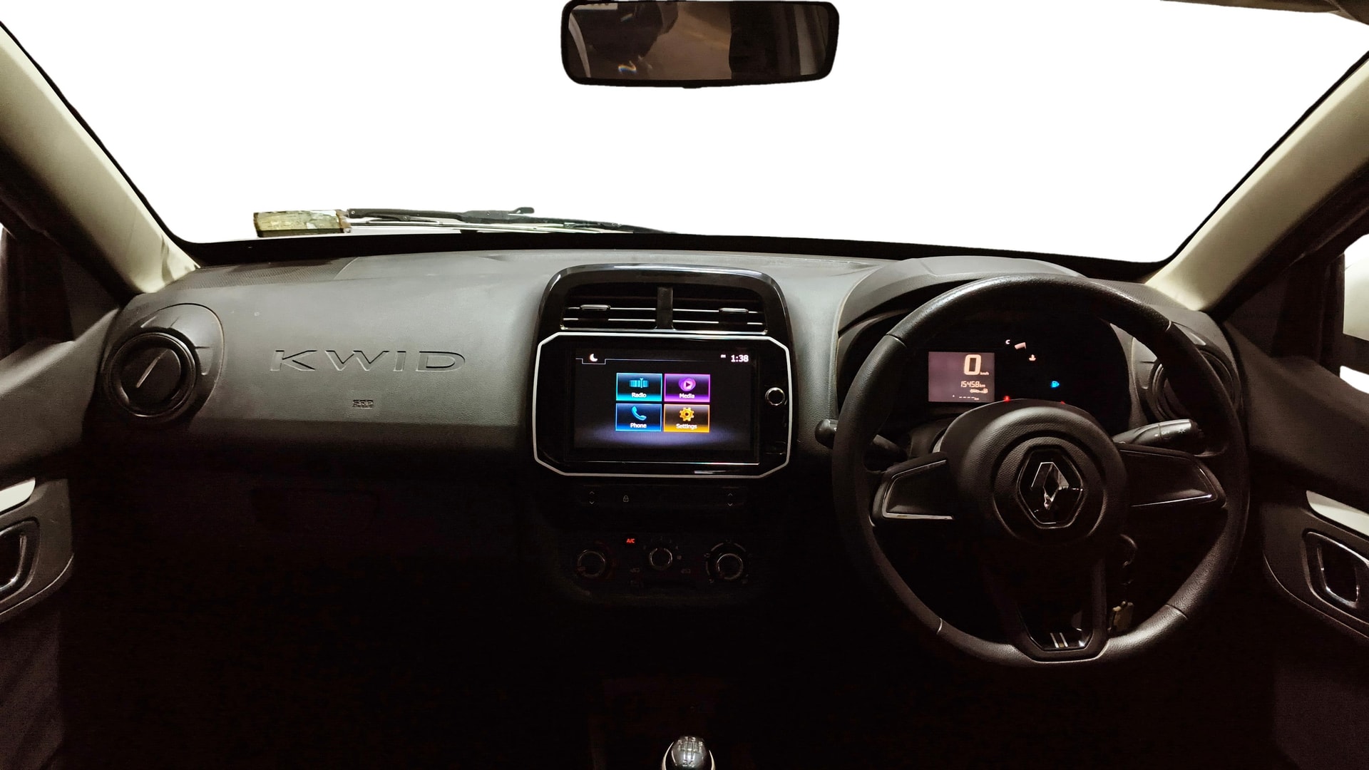 View 2022 Renault Kwid RXL 1.0 BS IV Image 29 Used 2022 Renault Kwid RXL 1.0 BS IV Image 29