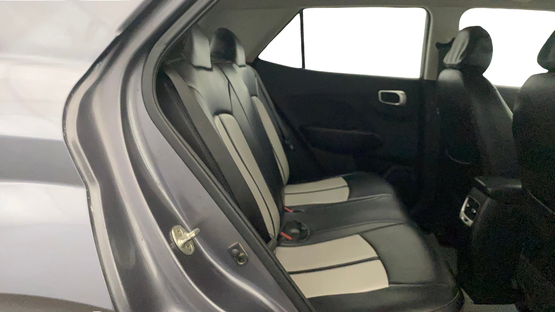 View 2020 Hyundai Venue S 1.2 Petrol Image 38 Used 2020 Hyundai Venue S 1.2 Petrol Image 38