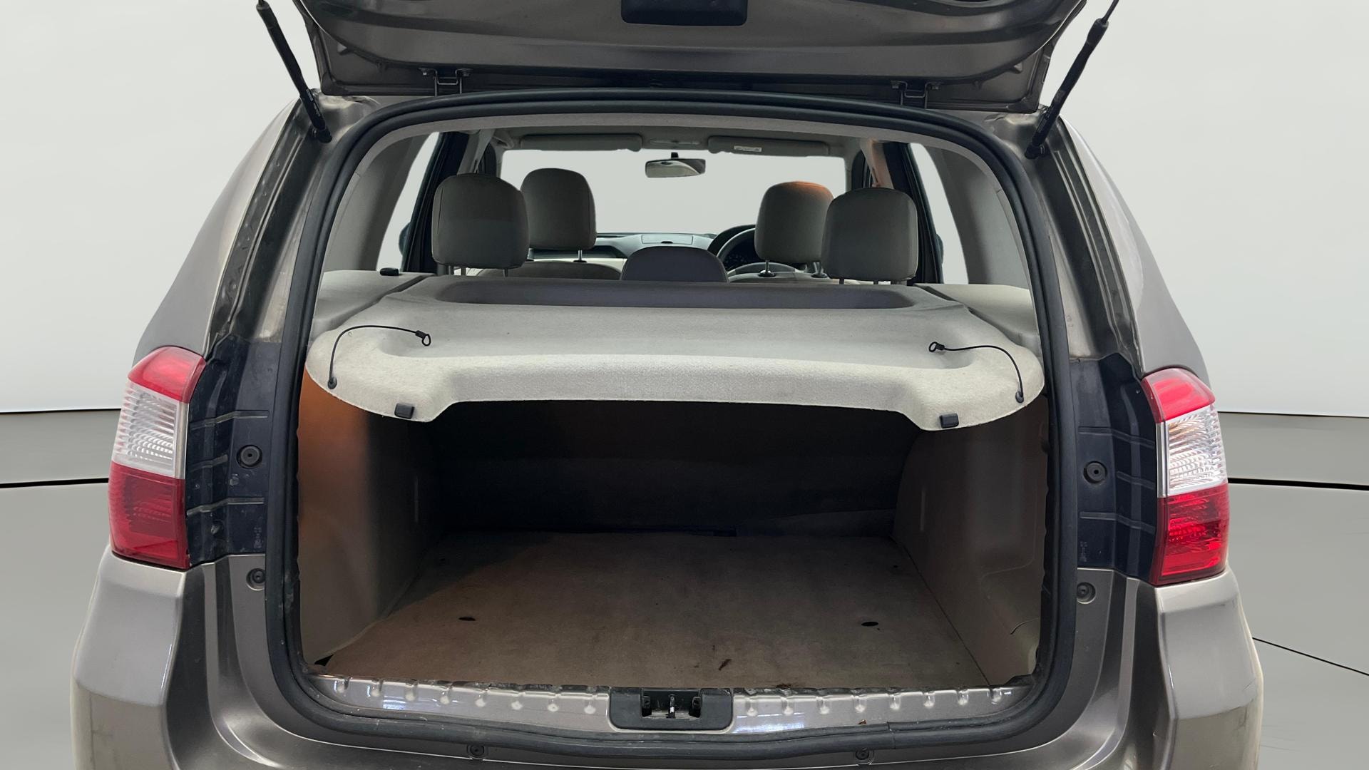 View 2015 Nissan Terrano XL P Image 38 Used 2015 Nissan Terrano XL P Image 38