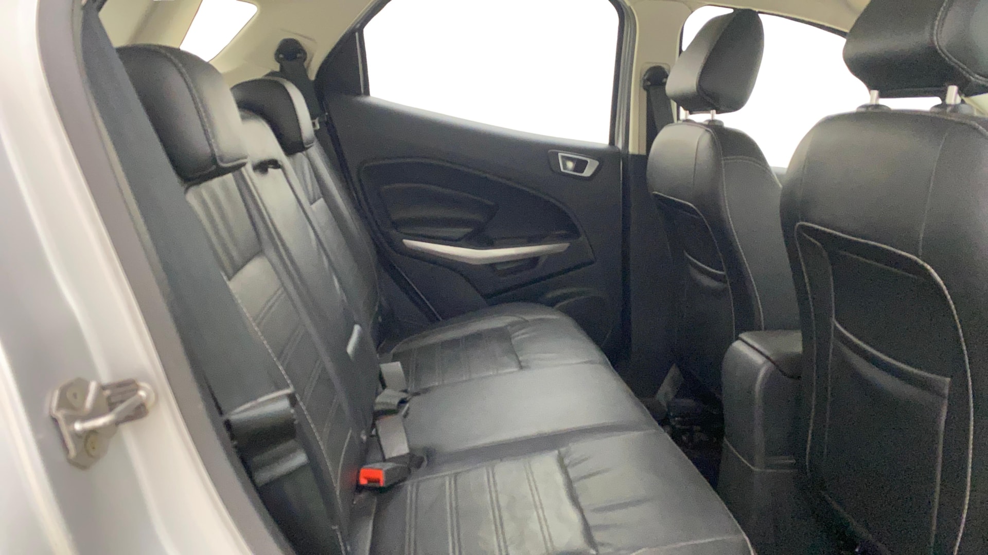 View 2019 Ford EcoSport 1.5 TDCi Diesel Ambiente BS IV Image 29 Used 2019 Ford EcoSport 1.5 TDCi Diesel Ambiente BS IV Image 29