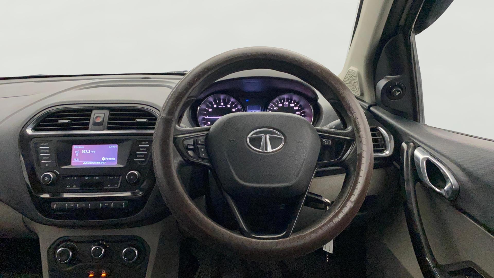 View 2018 Tata Tiago Revotorq XB Image 20 Used 2018 Tata Tiago Revotorq XB Image 20