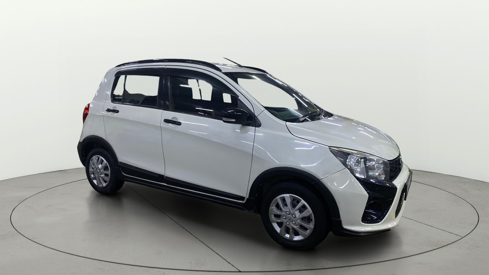 View 2018 Maruti Suzuki 1000 Base Variant Image 13 Used 2018 Maruti Suzuki 1000 Base Variant Image 13