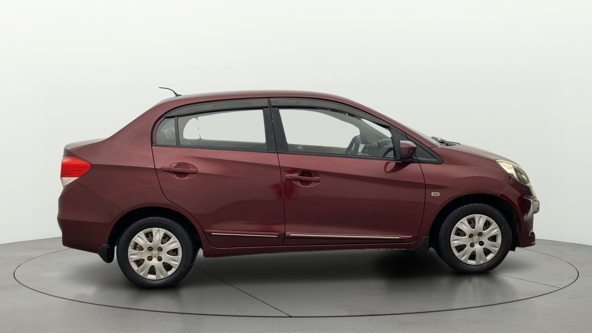 View 2014 Honda Amaze E MT Petrol BS IV Image 8 Used 2014 Honda Amaze E MT Petrol BS IV Image 8