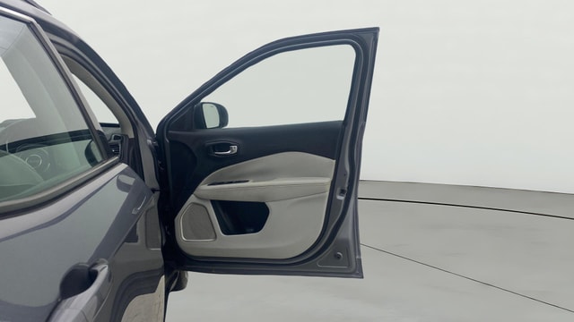View Jeep Compass Image 46 Used Jeep Compass Image 46