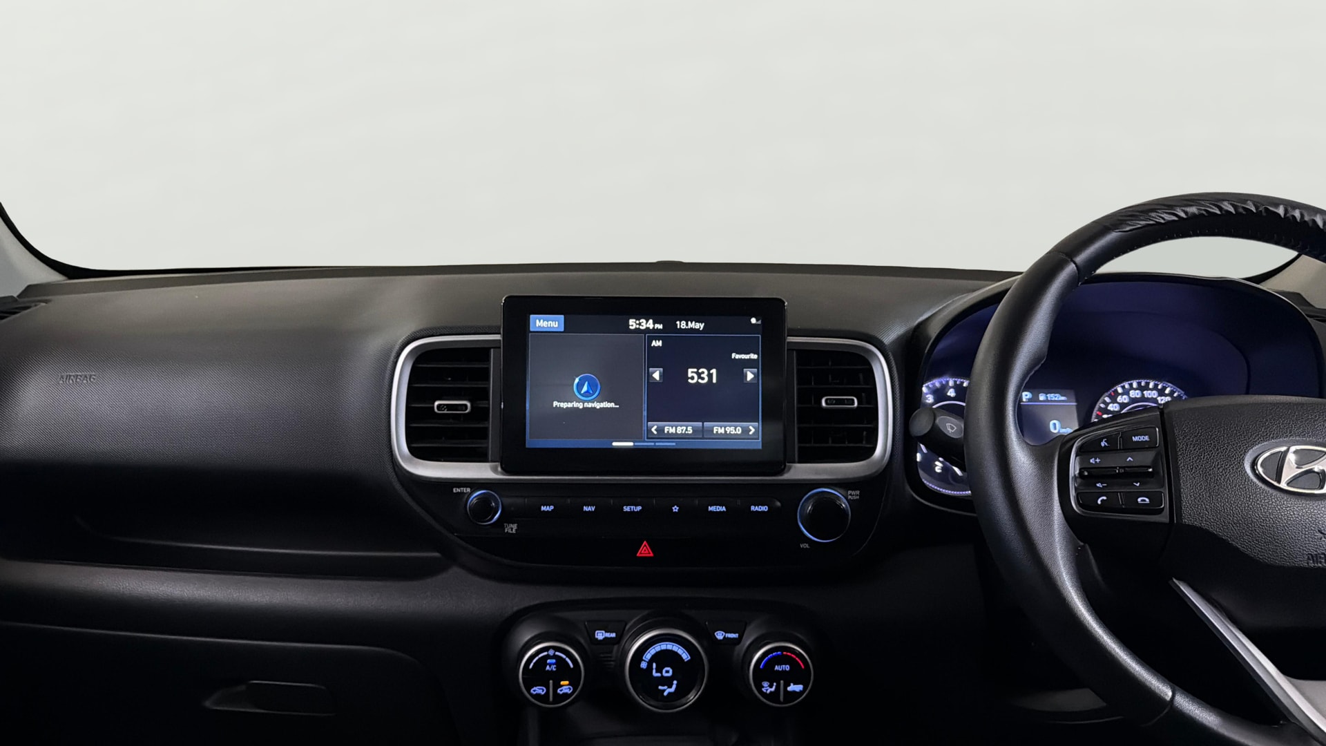 View 2020 Hyundai Venue SX Plus 1.0 Petrol AT Image 18 Used 2020 Hyundai Venue SX Plus 1.0 Petrol AT Image 18
