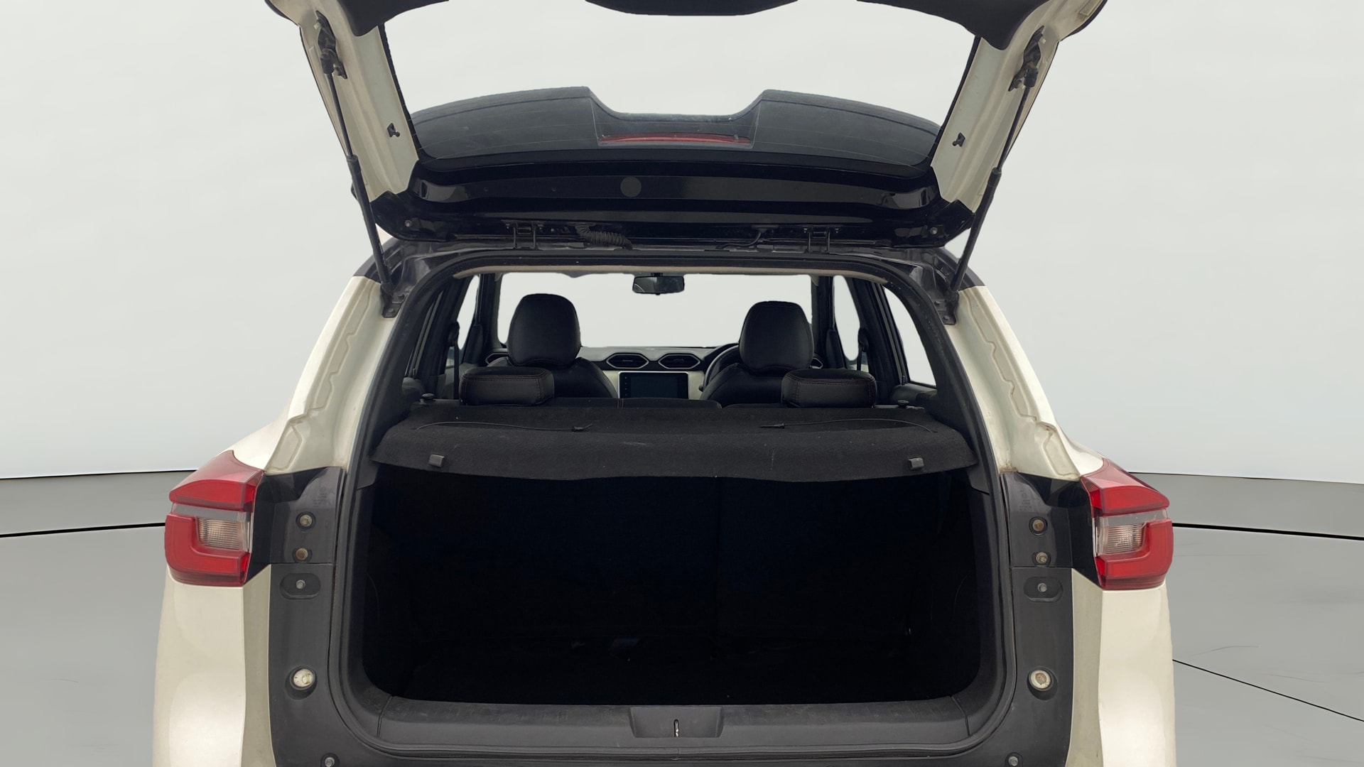 Used 2022 Nissan Magnite Used 2022 Nissan Magnite