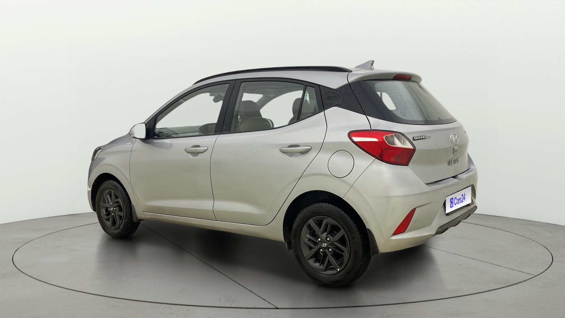 View 2020 Hyundai Grand i10 Nios Sportz Petrol AMT Image 2 Used 2020 Hyundai Grand i10 Nios Sportz Petrol AMT Image 2