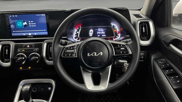 View Kia Sonet Image 20 Used Kia Sonet Image 20