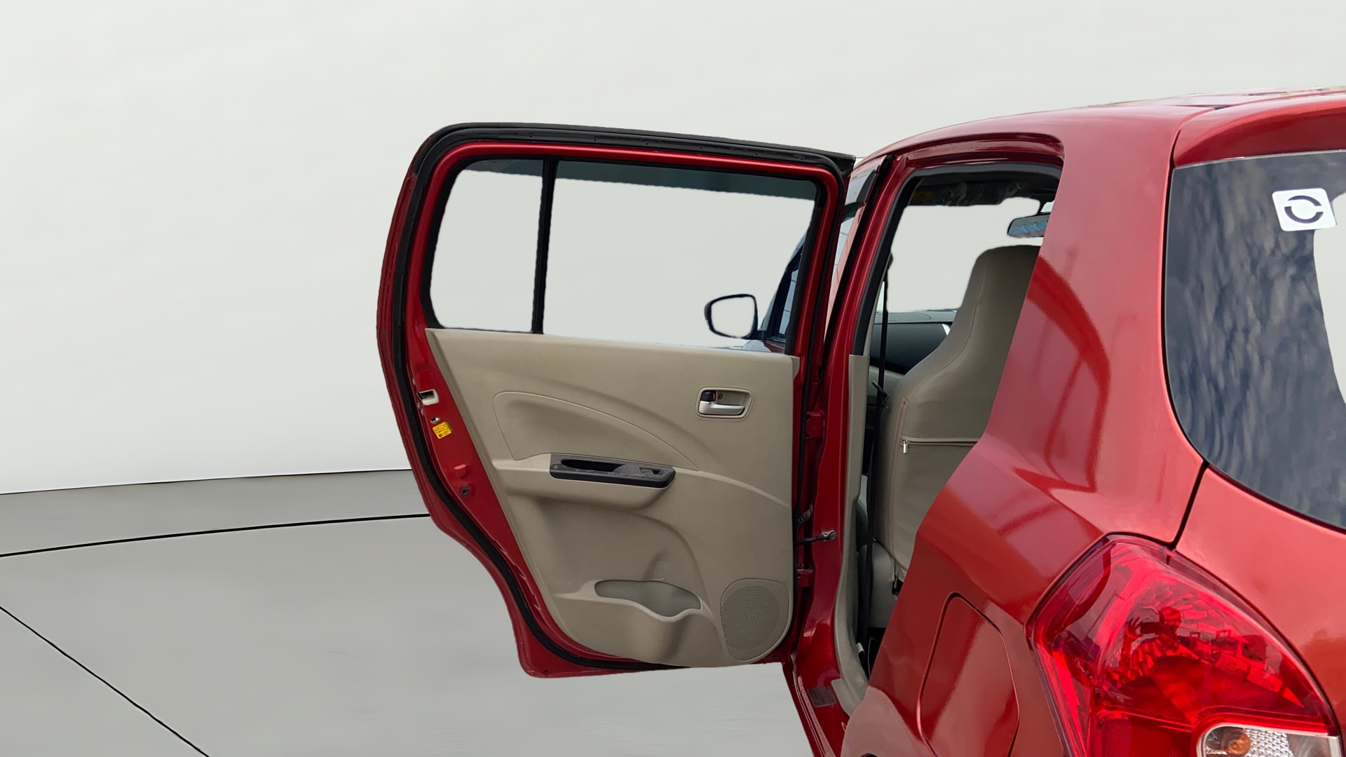 View 2017 Maruti Suzuki 1000 Base Variant Image 22 Used 2017 Maruti Suzuki 1000 Base Variant Image 22