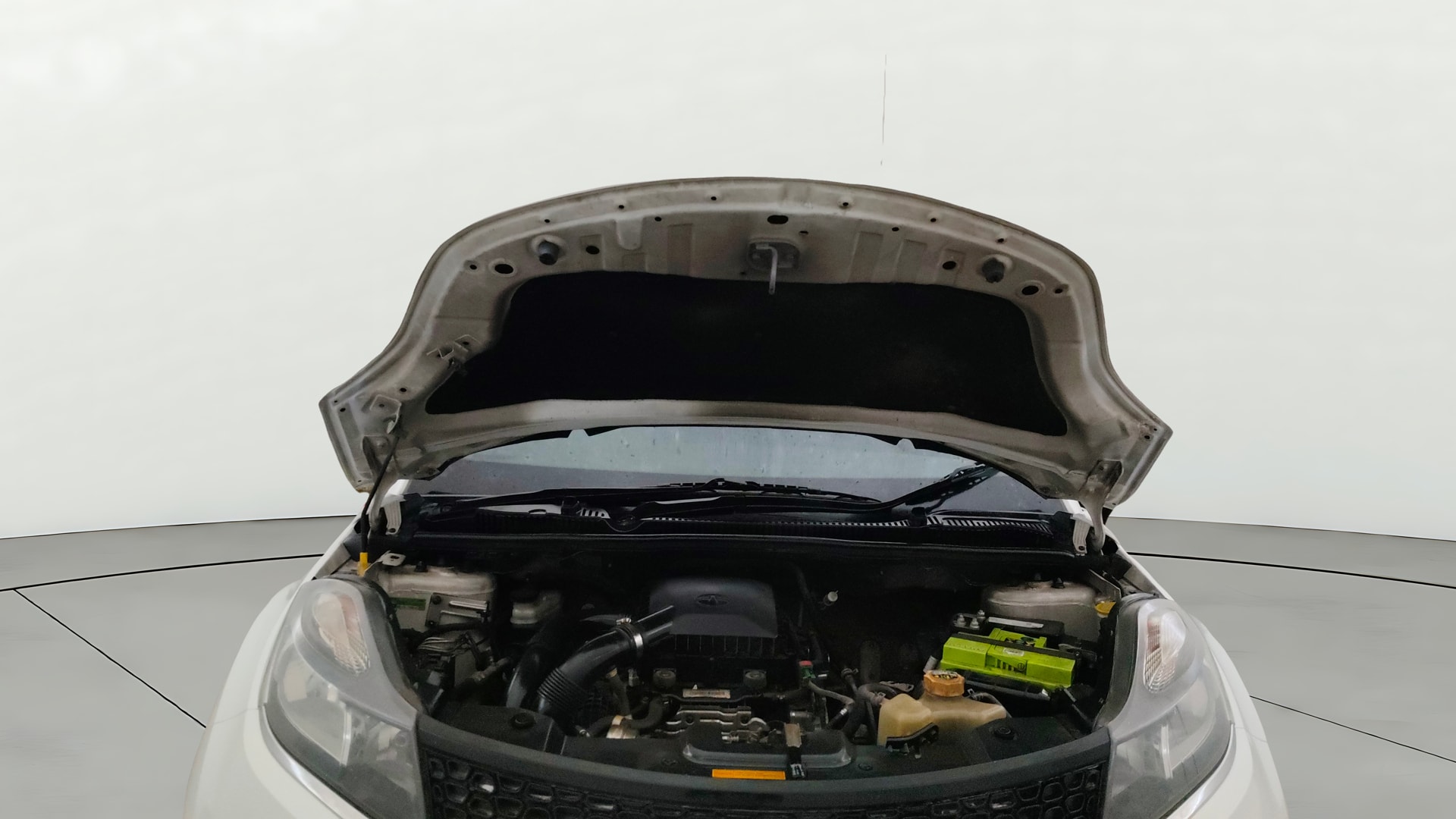 View 2018 Tata Nexon Revotron XM Image 31 Used 2018 Tata Nexon Revotron XM Image 31