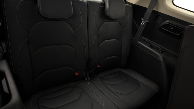 View MG Hector Plus Image 14 Used MG Hector Plus Image 14