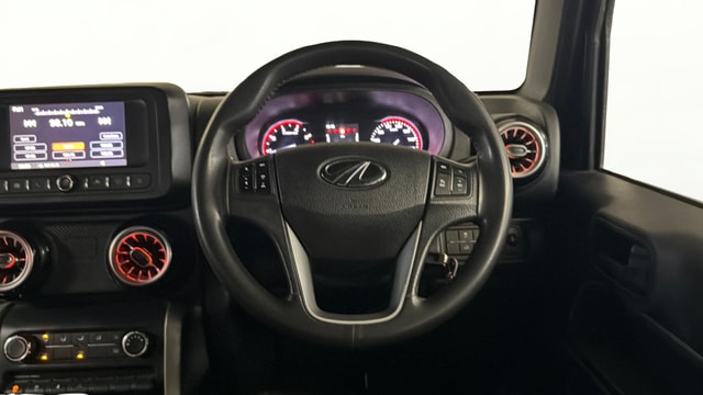 View Mahindra Thar Image 12 Used Mahindra Thar Image 12