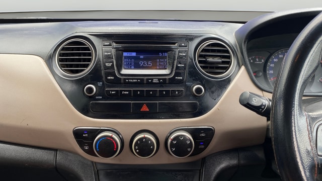 View Hyundai Xcent Image 19 Used Hyundai Xcent Image 19