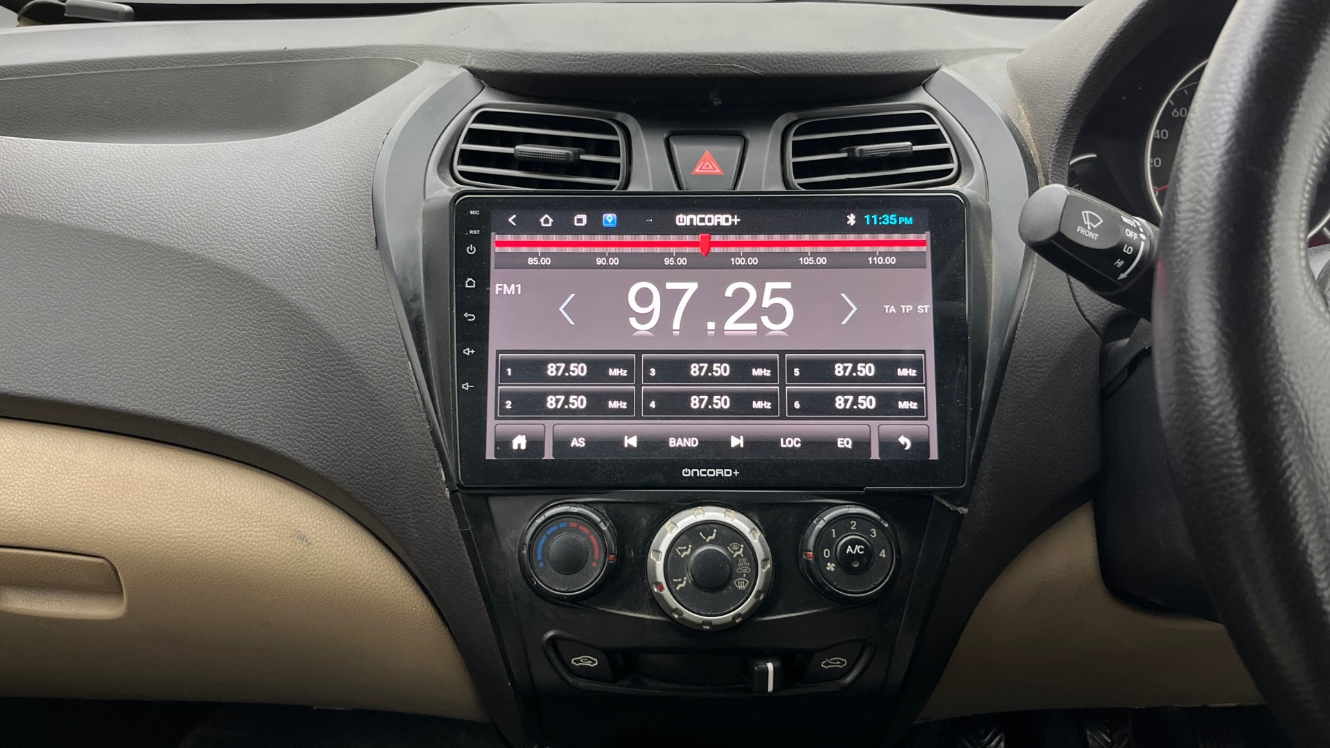 View 2013 Hyundai EON Magna Plus Image 17 Used 2013 Hyundai EON Magna Plus Image 17