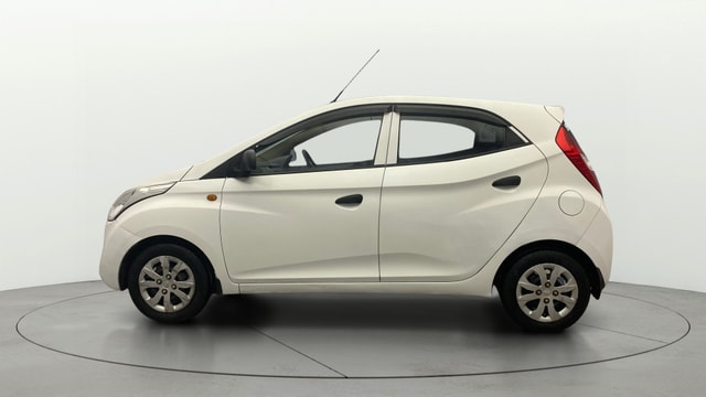View Hyundai EON Image 5 Used Hyundai EON Image 5