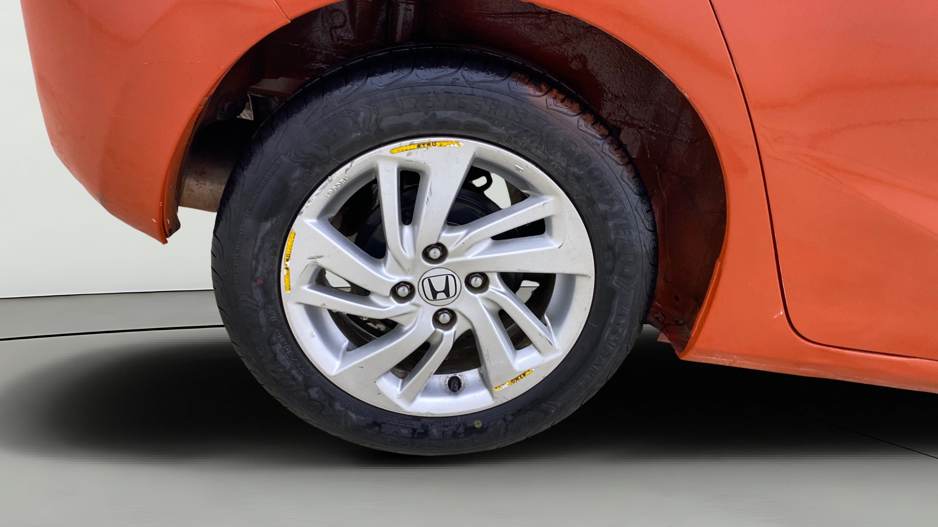 View 2015 Honda Jazz E MT Diesel Image 24 Used 2015 Honda Jazz E MT Diesel Image 24