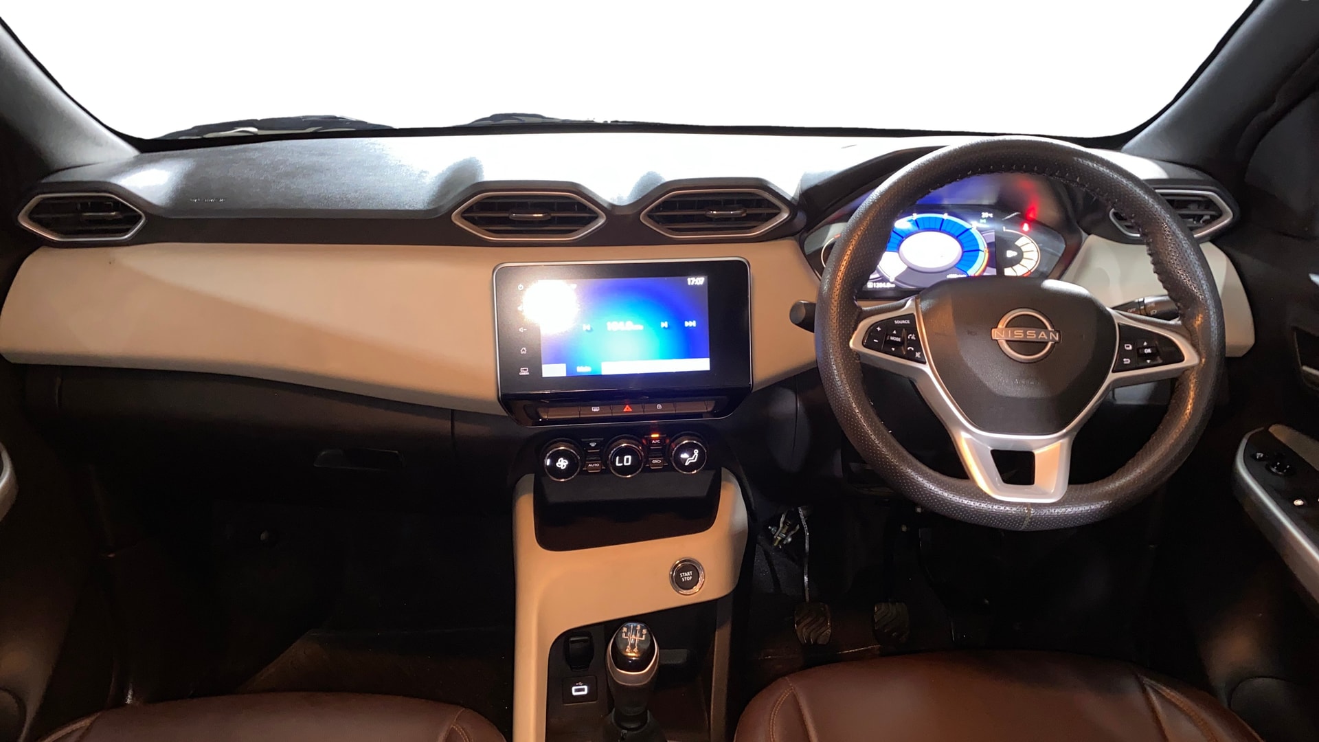 Used 2022 Nissan Magnite Used 2022 Nissan Magnite