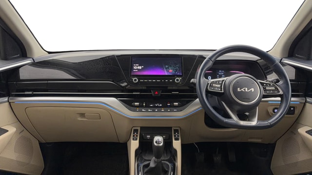 View Kia Carens Image 32 Used Kia Carens Image 32