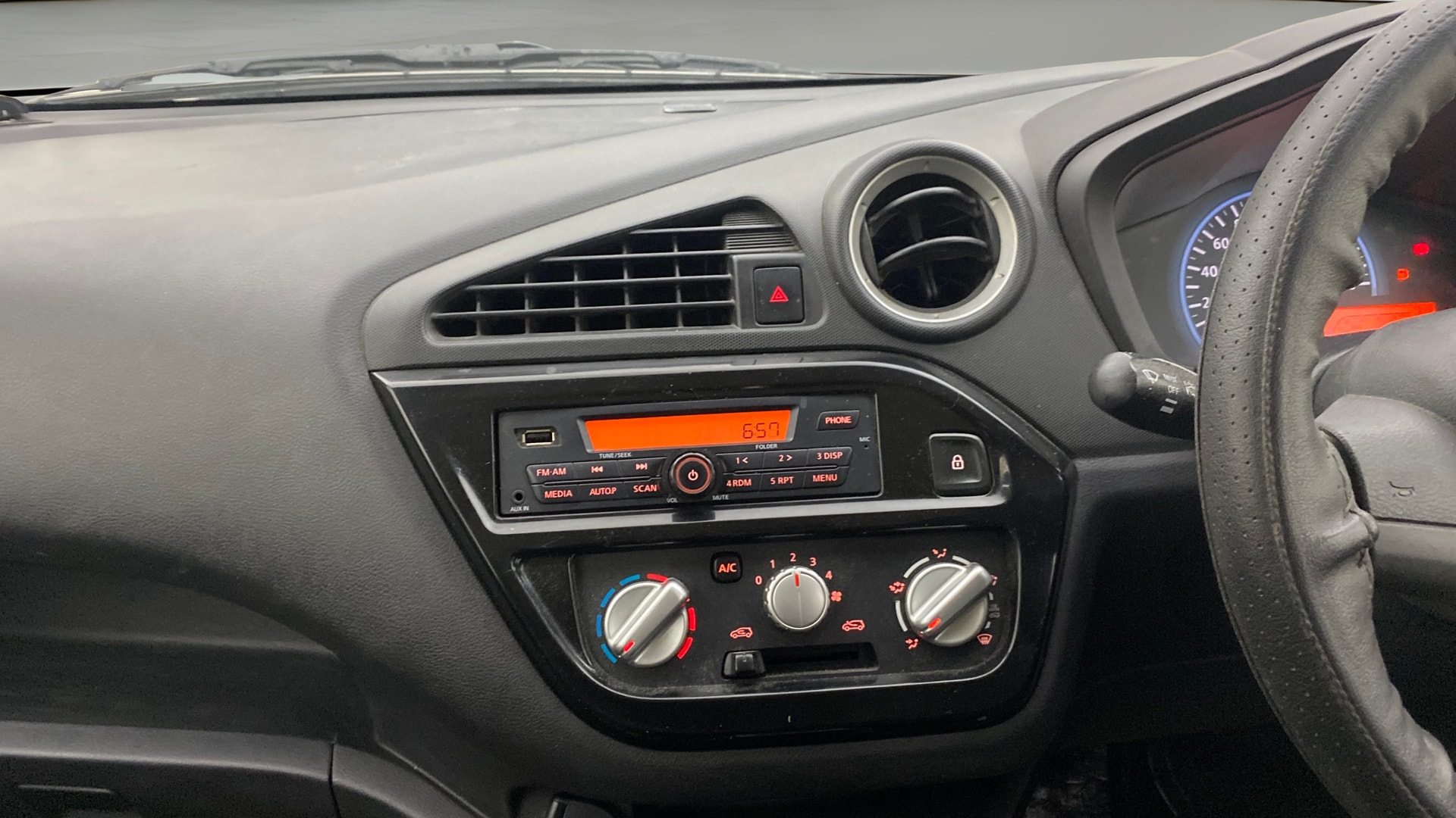 View 2018 Datsun Redi GO T(O)-1.0L Image 17 Used 2018 Datsun Redi GO T(O)-1.0L Image 17