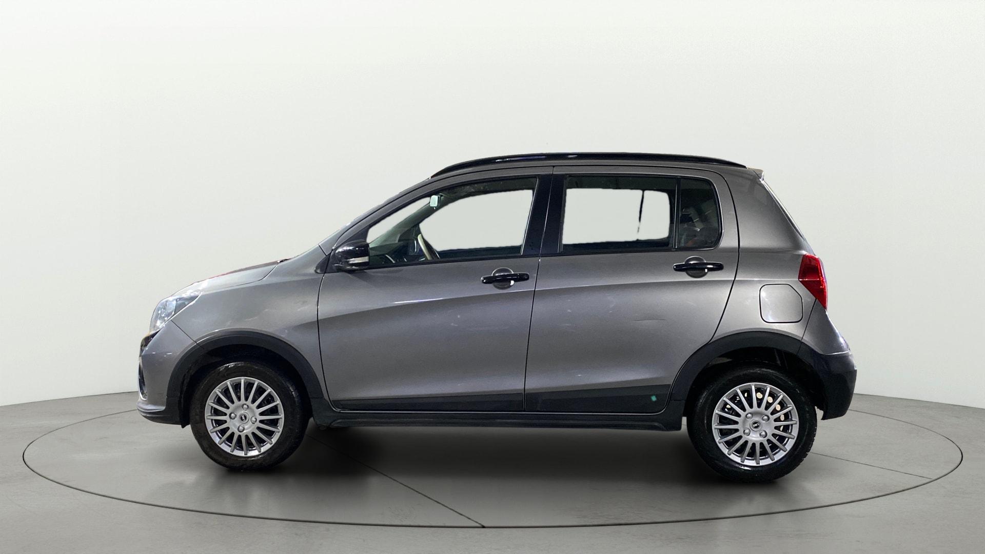 View 2019 Maruti Suzuki 1000 Base Variant Image 5 Used 2019 Maruti Suzuki 1000 Base Variant Image 5