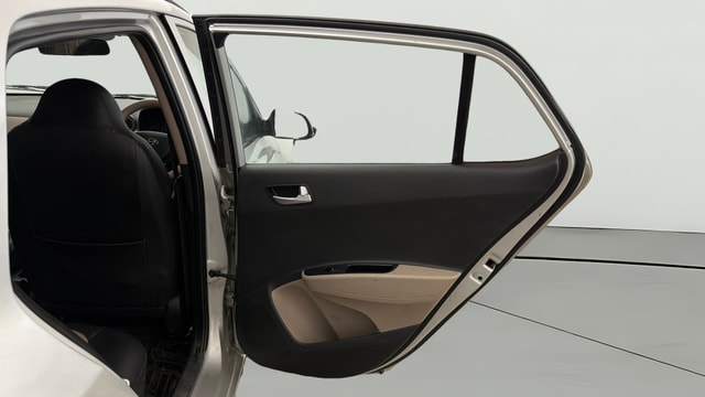 View Hyundai Grand i10 Image 5 Used Hyundai Grand i10 Image 5