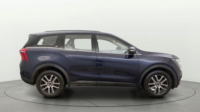 View Mahindra XUV700 Image 29 Used Mahindra XUV700 Image 29