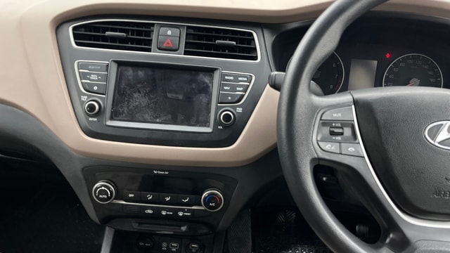 View Hyundai Elite i20 Image 17 Used Hyundai Elite i20 Image 17