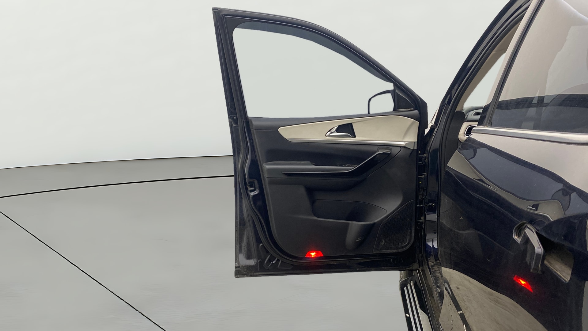 Used 2023 Mahindra XUV700 Used 2023 Mahindra XUV700