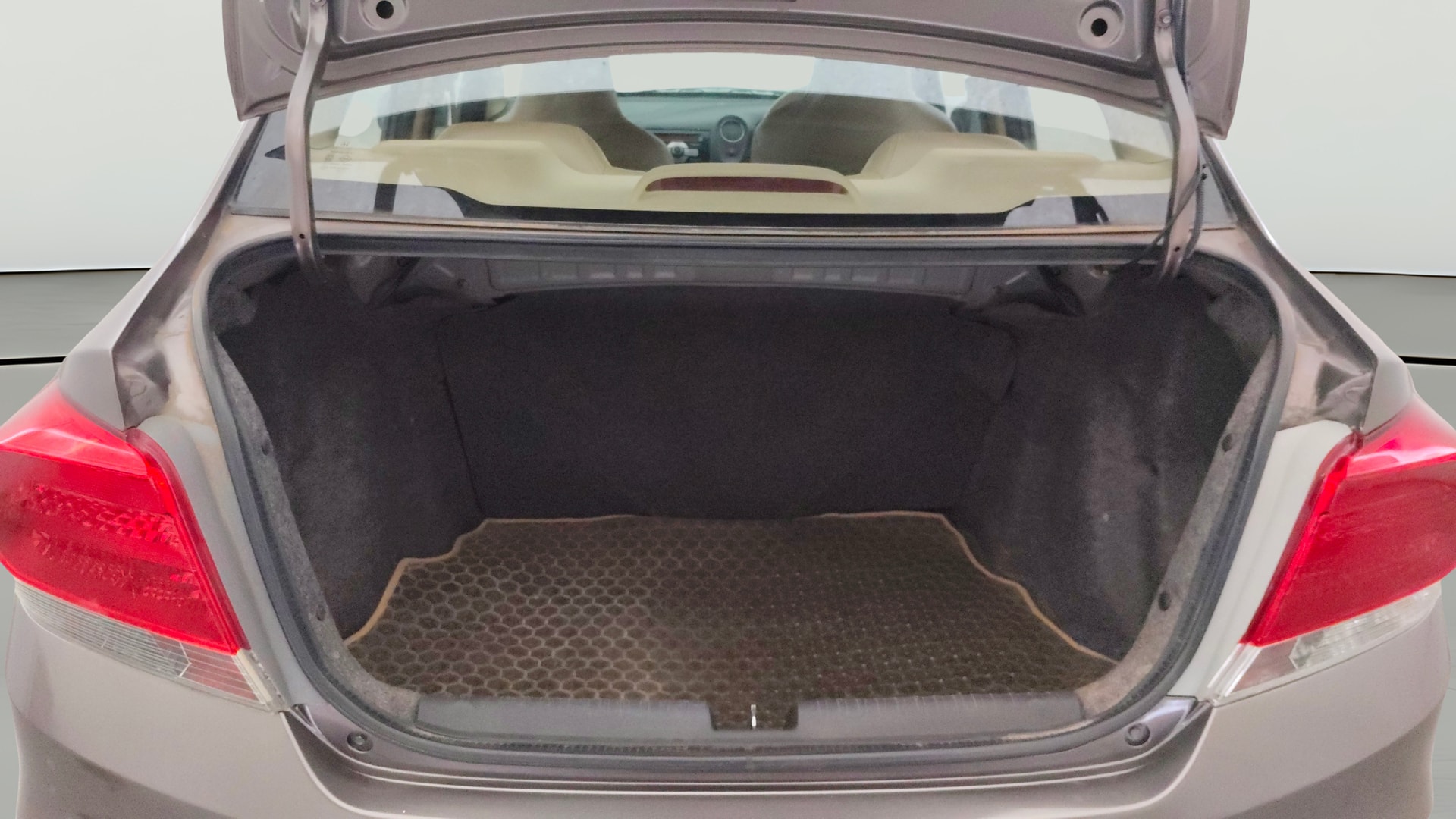 View 2014 Honda Amaze E MT Petrol BS IV Image 36 Used 2014 Honda Amaze E MT Petrol BS IV Image 36