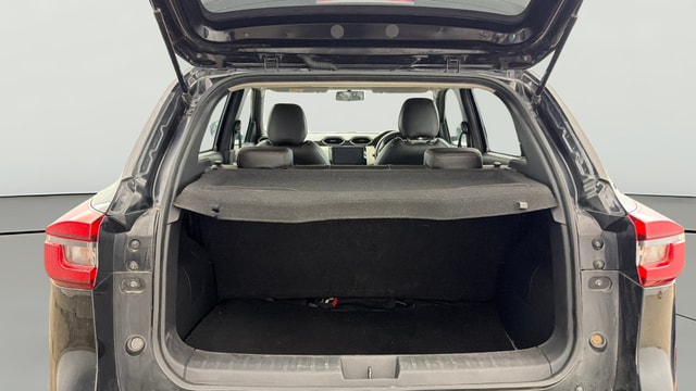 View Nissan Magnite Image 36 Used Nissan Magnite Image 36