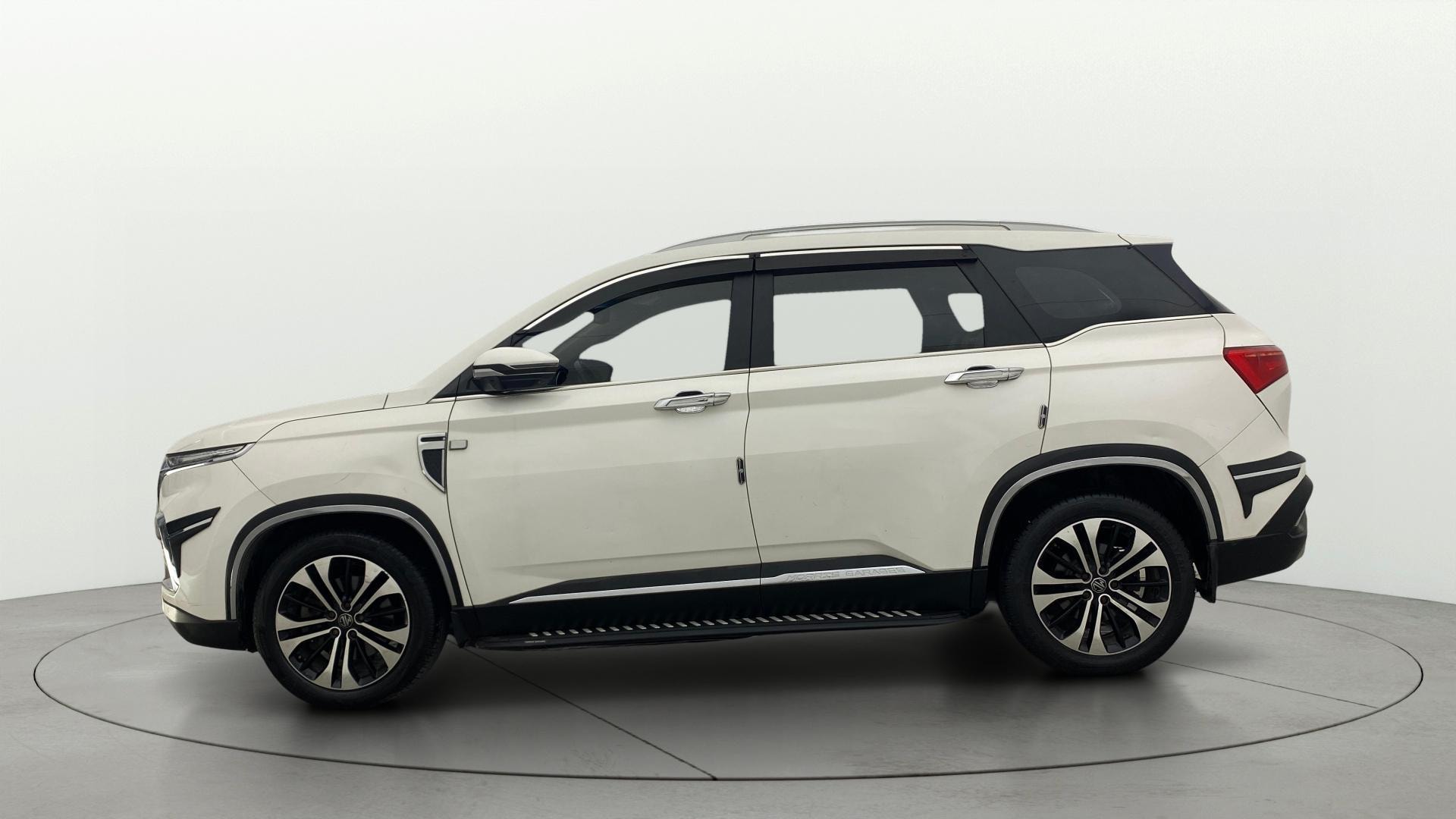 View 2022 MG Hector Sharp Diesel Image 6 Used 2022 MG Hector Sharp Diesel Image 6