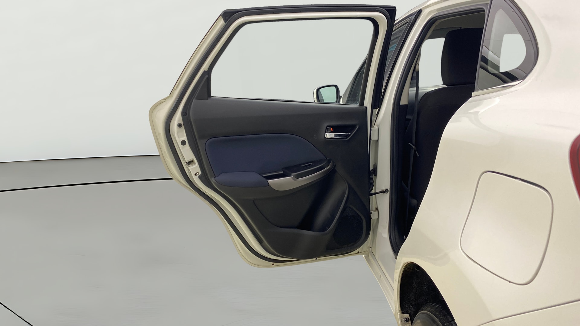 View 2022 Maruti Suzuki 1000 Base Variant Image 22 Used 2022 Maruti Suzuki 1000 Base Variant Image 22