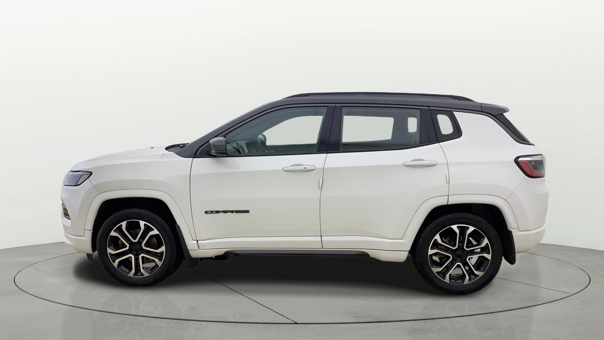View 2022 Jeep Compass S (O) 1.4 Petrol DDCT Image 27 Used 2022 Jeep Compass S (O) 1.4 Petrol DDCT Image 27