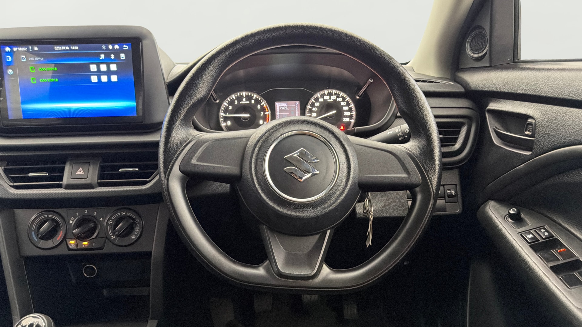 View 2025 Maruti Suzuki 1000 Base Variant Image 20 Used 2025 Maruti Suzuki 1000 Base Variant Image 20