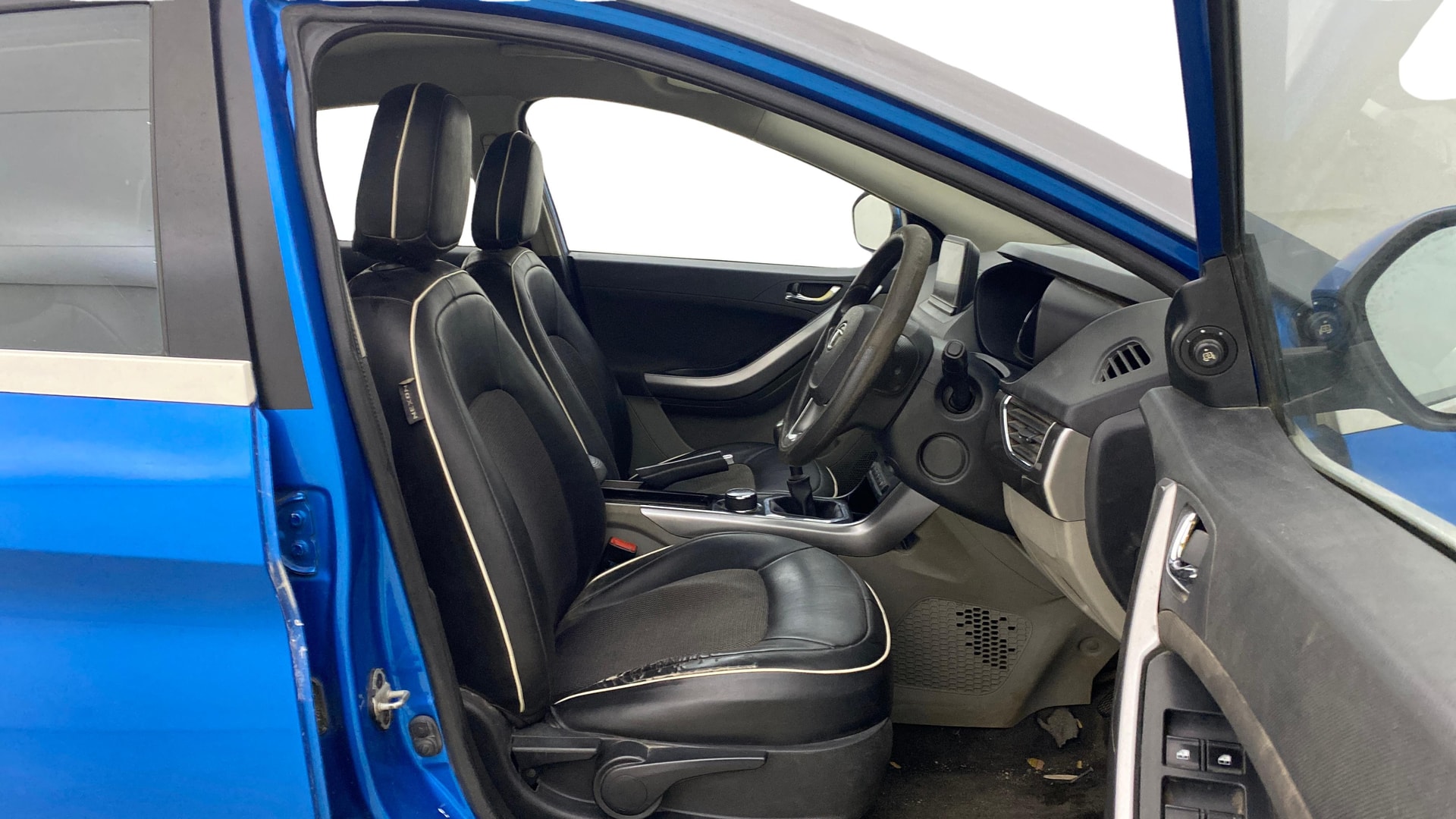 View 2019 Tata Nexon XZ Plus Diesel Image 26 Used 2019 Tata Nexon XZ Plus Diesel Image 26