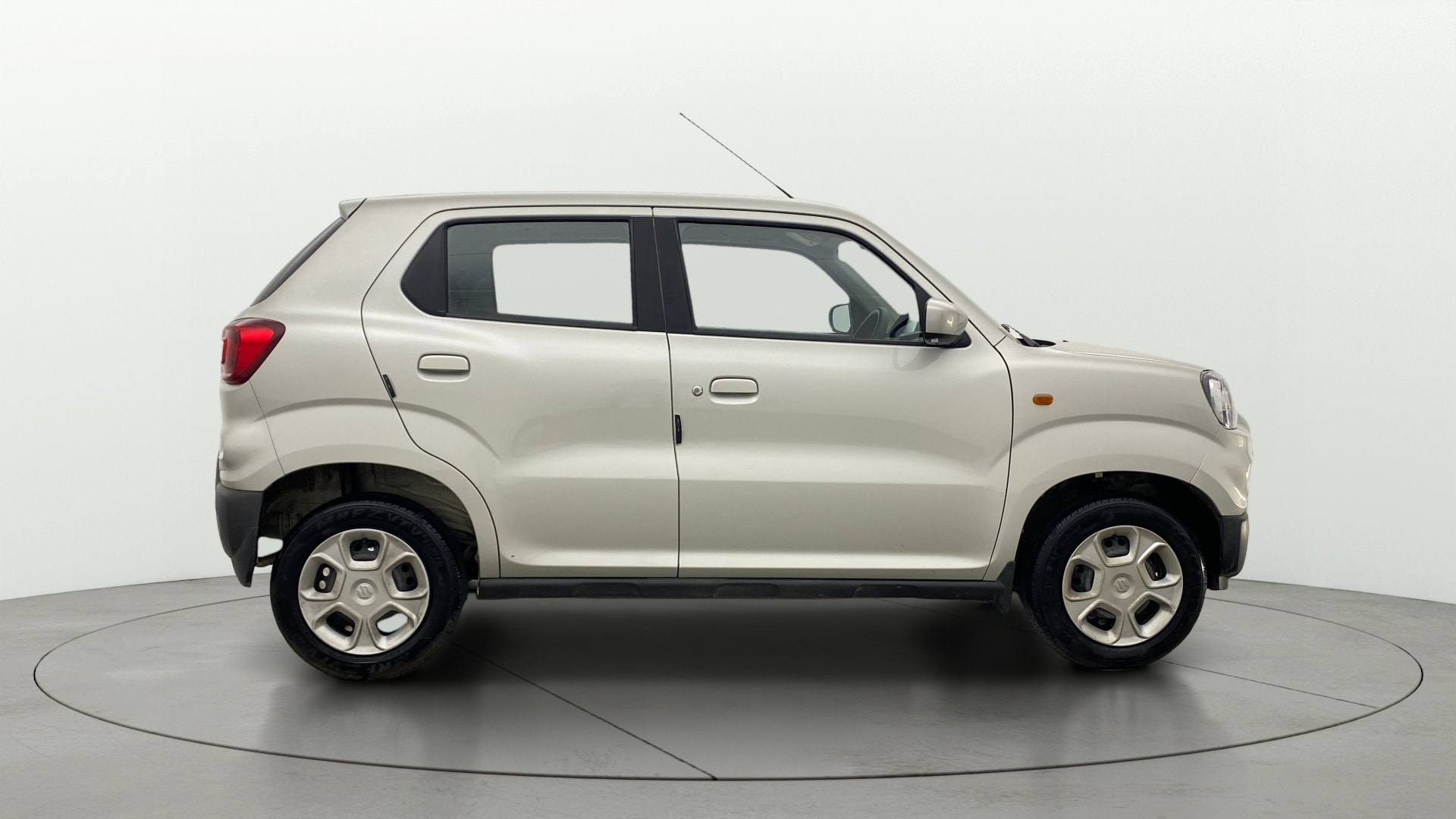 Used 2026 Maruti Suzuki 1000 Used 2026 Maruti Suzuki 1000