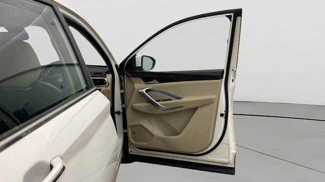 View MG Hector Image 48 Used MG Hector Image 48