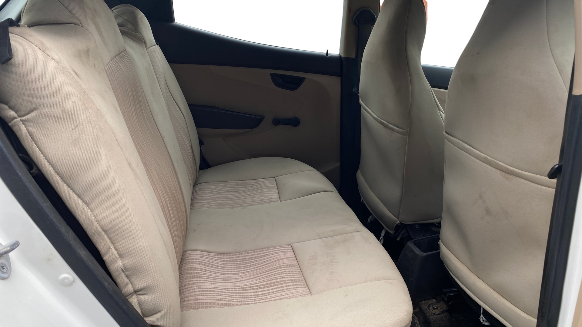View 2015 Hyundai EON Era Plus Image 28 Used 2015 Hyundai EON Era Plus Image 28